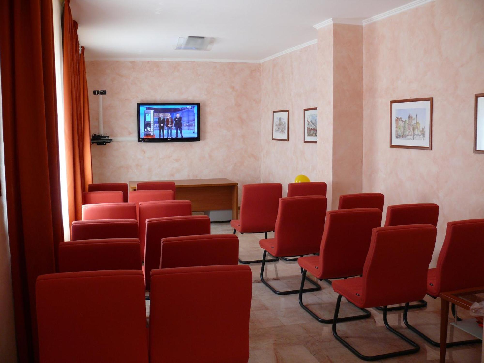 Albergo Casa Del Pellegrino มอนเต ซานตานเจโล ภายนอก รูปภาพ